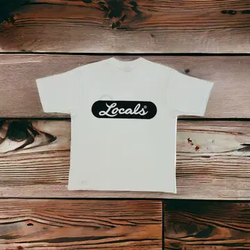 Locals 화이트 티셔츠 C 로고