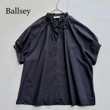 Ballsey 보르지 넥 프릴 블라우스 반팔 블랙 36
