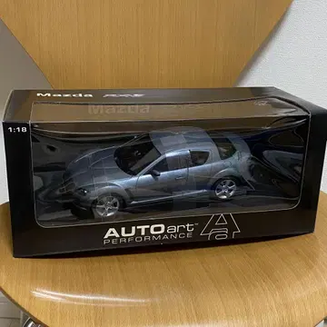 오토 아트 autoart 마쓰다 RX-8 1/18