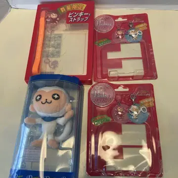 Pinky & Monkey 5주년 기념 키링