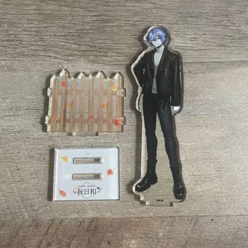 코야나기 로우 가을 날 가라오케 콜라보 아크릴 스탠드