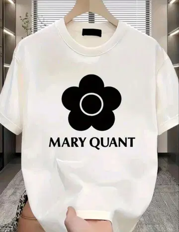 MARY QUANT 플라워 로고 티셔츠 화이트/블랙