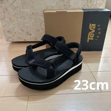 Teva 블랙 샌들 통굽 허리케인