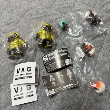 VAG 크툴루오이드 VAG 10주년 기념 2개 세트 골드