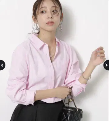 JUSGLITTY 자수 셔츠
