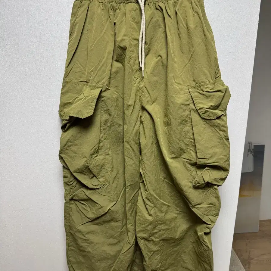 【BAON】Cheichi Banding Nylon Cargo Pants Section cargo banding nylon pants - HOODHOOD | 60% - Asian