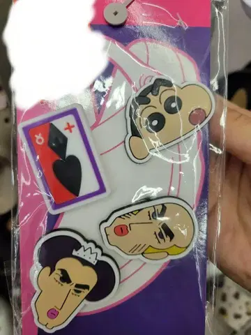 짱구는 못말려(크레용 신짱) 핀 배지 4개 세트