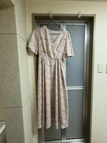 내추럴 꾸뛰르 꽃무늬 원피스