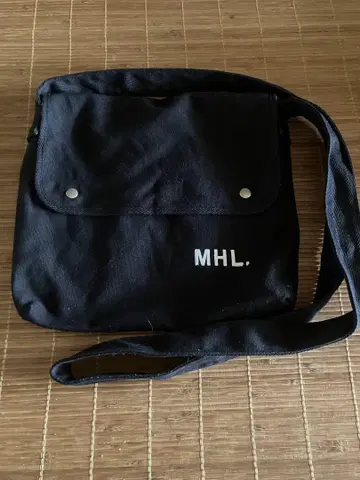 초레어 마가렛 호웰 MHL. 백