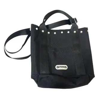 새상품급 OUTDOOR 블랙 숄더백 펄 장식 나일론 백