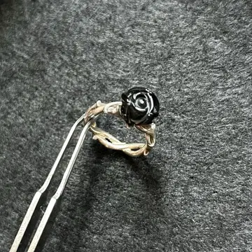 Arpege 반지 black rose