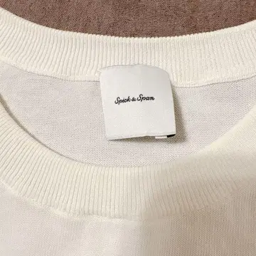 Spick & Span 스픽 앤 스팬 화이트 슬리브리스 베이 크루즈