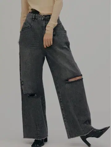 하트 패치 데미지 데님 팬츠