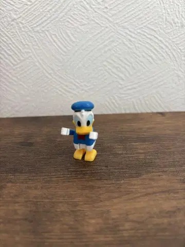 도널드 덕 피규어 약 3cm