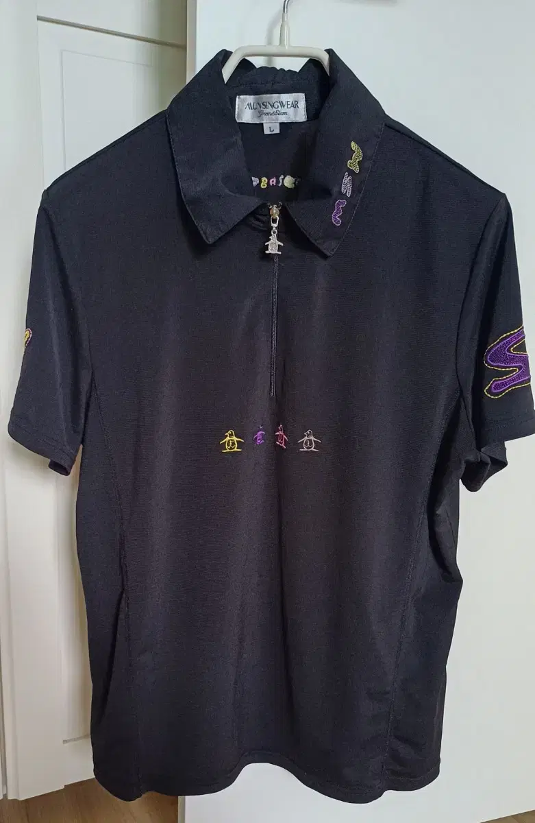 Munsingwear Women's Golf Tee
