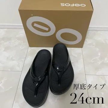 거의 새상품! 우포스 통굽 샌들 24cm