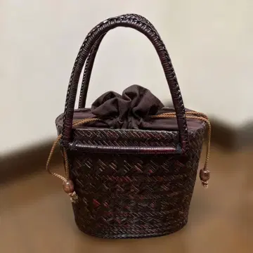 다크 브라운 바스켓백