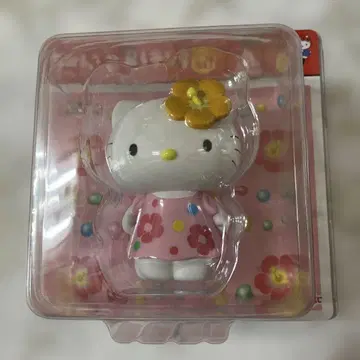 헬로키티 50주년 해피 기념일 복권 A상 피규어 6번