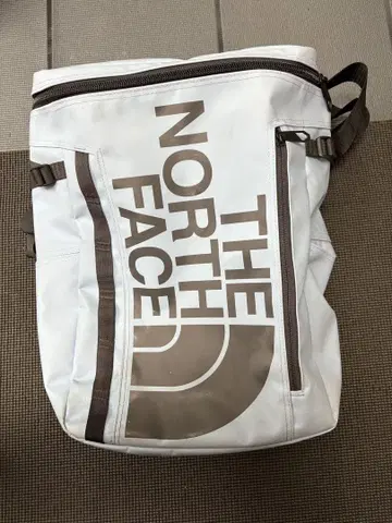 THE NORTH FACE 화이트 백팩