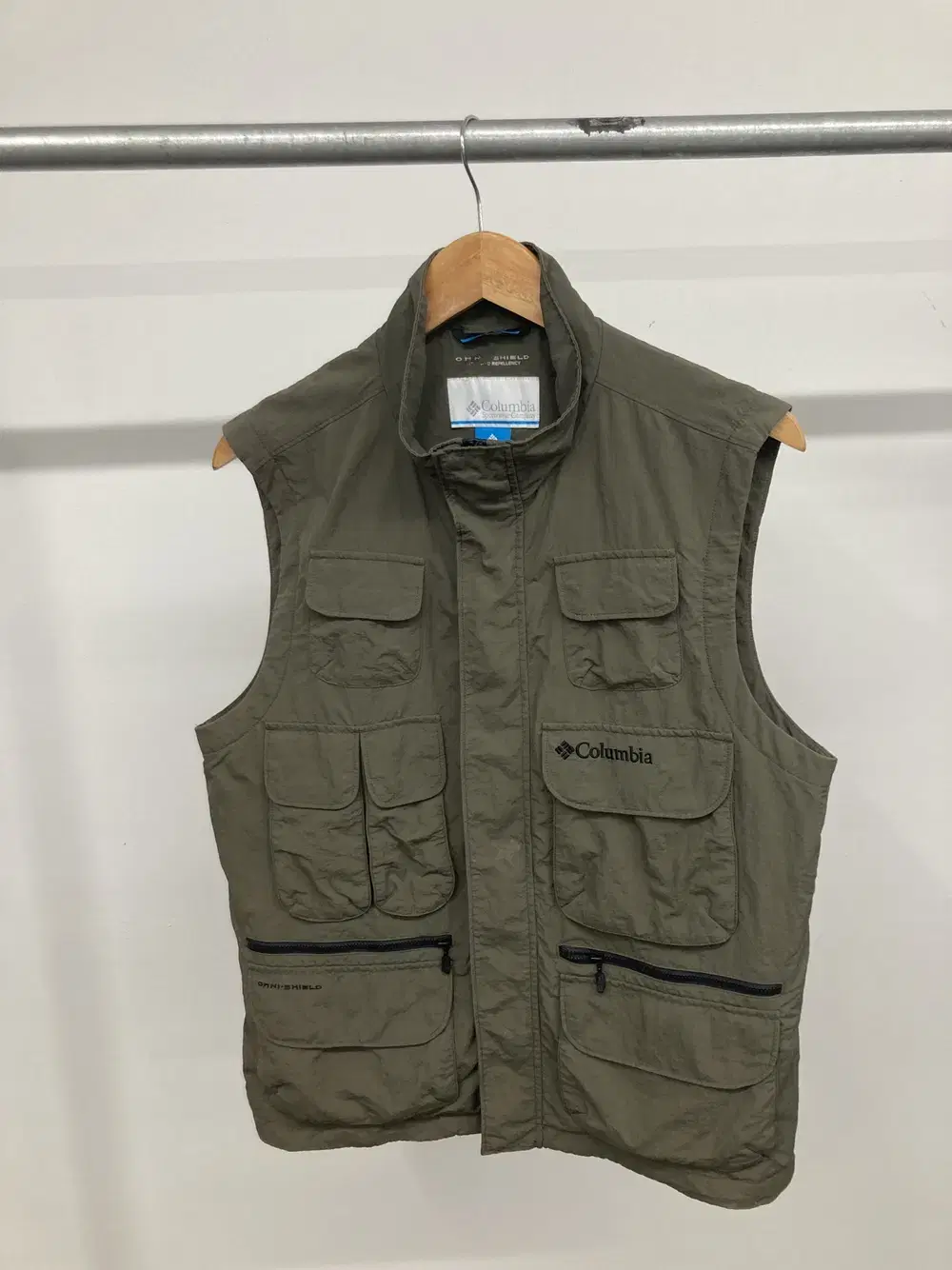 Columbia Omni-Shield Utility Outdoor Windbreaker Vest 100