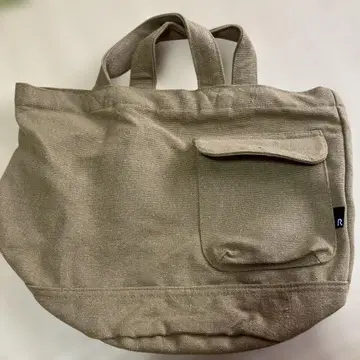 ROOTOTE 베이지 토트백 외부 포켓 부착