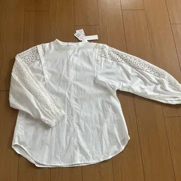 앤디 콜 un dix cors 소매 자수 볼륨 슬리브