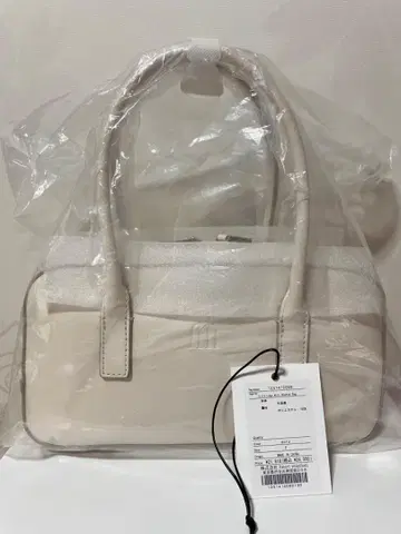 새상품 herlipto Trois Logo Mini Boston Bag