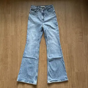 리바이스 70's HIGH FLARE 데님 25
