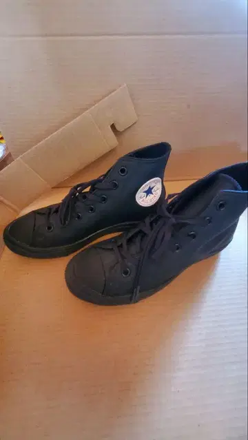 CONVERSE ALL STAR 블랙 스니커즈