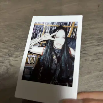 0.1g의 오산 마사키 다이스케 폴라로이드