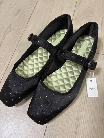 새상품 로리즈팜 펌프스