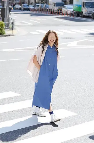 레노 프랑스 소매 오픈 프론트 드레스