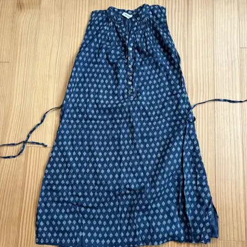Brocante 네이비 슬리브리스 원피스 인디고 블록 프린트