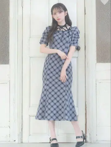 evelyn 체크 컷 OP