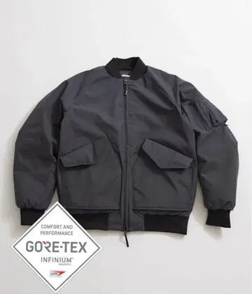 정가 47300엔 GORE-TEX MA-1 자켓 스미 블랙