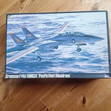 하세가와 1/48 그루먼 F-14A 톰캣 태평양 항공모함 항공단