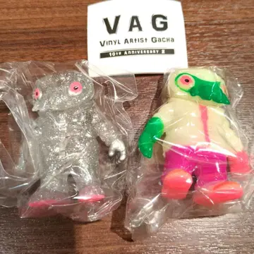 가챠 VGA 10th 크툴루오이드 축광 & 클리어 2개 세트