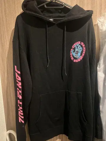 Santa Cruz 블랙 후드티 그래픽