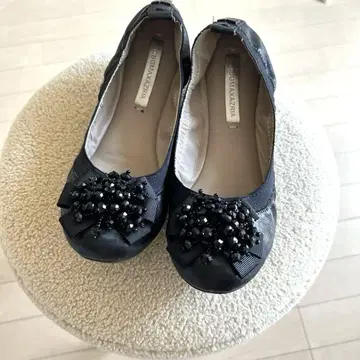 **BCBGMAXAZRIA** 플랫 발레 슈즈
