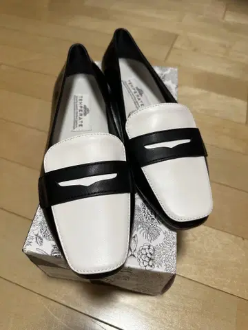 TEMPERATE 슬립온 화이트/블랙