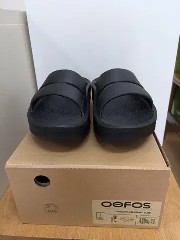 OOFOS Oomega OOahh 블랙 우포스