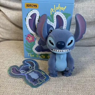 52TOYS 스티치 피규어 알로하