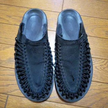 KEEN 뜨개질 디자인 샌들 블랙