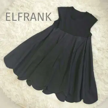 ELFRANK 밑단 플레어 도킹 스캘럽 컷 티셔츠 블랙