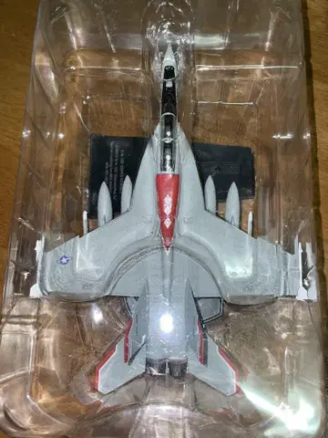 에어 파이터 컬렉션 F/A-18E 슈퍼 호넷 1/100