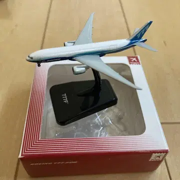 보잉 777-200