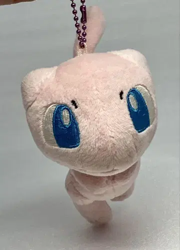 포켓몬 센터 뮤우 데리고 다니는 마스코트 봉제 인형