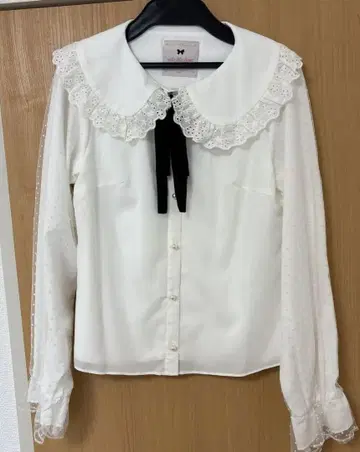 mille fille closet 레이스 옷깃 화이트 셔츠