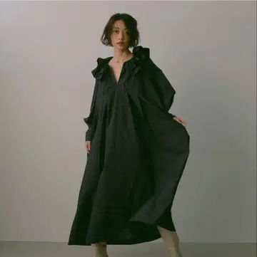 코튼 프릴 원피스