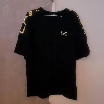 EA7 Emporio Armani 아르마니 블랙 티셔츠